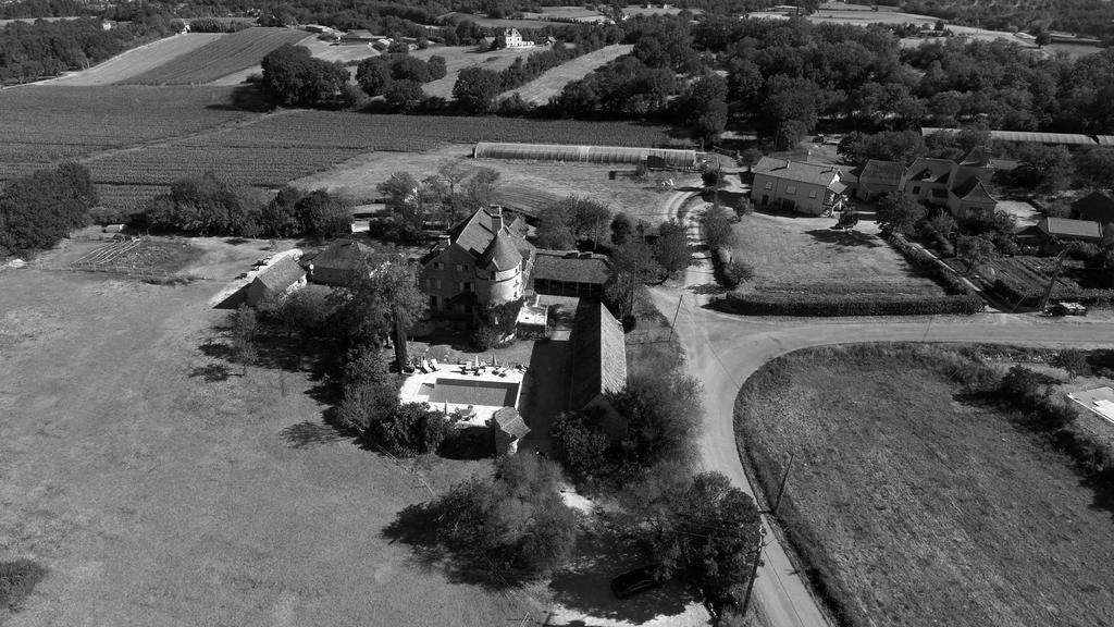 Mas De Garrigue Bed & Breakfast Calvignac Exterior photo